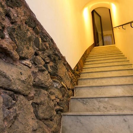 Suittom Apartment Catania Exterior photo